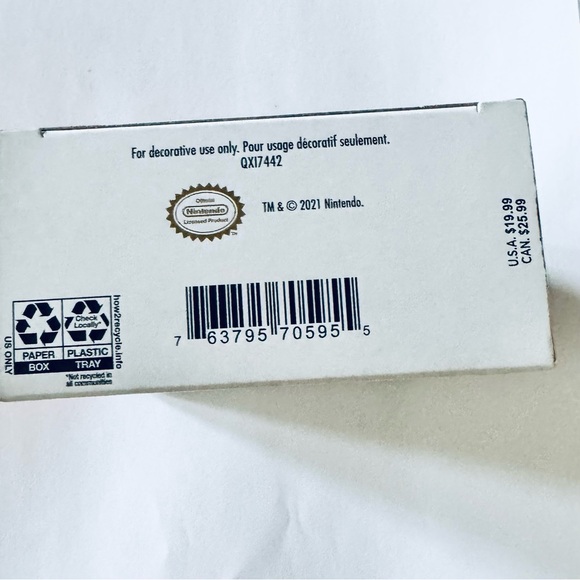 Hallmark Keepsake Super Nintendo NES Console Ornament - Picture 4 of 5